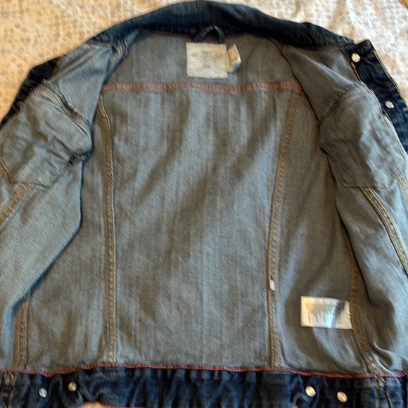 H&M woman’s jean jacket size 8 perfect condition - Picture 5 of 5